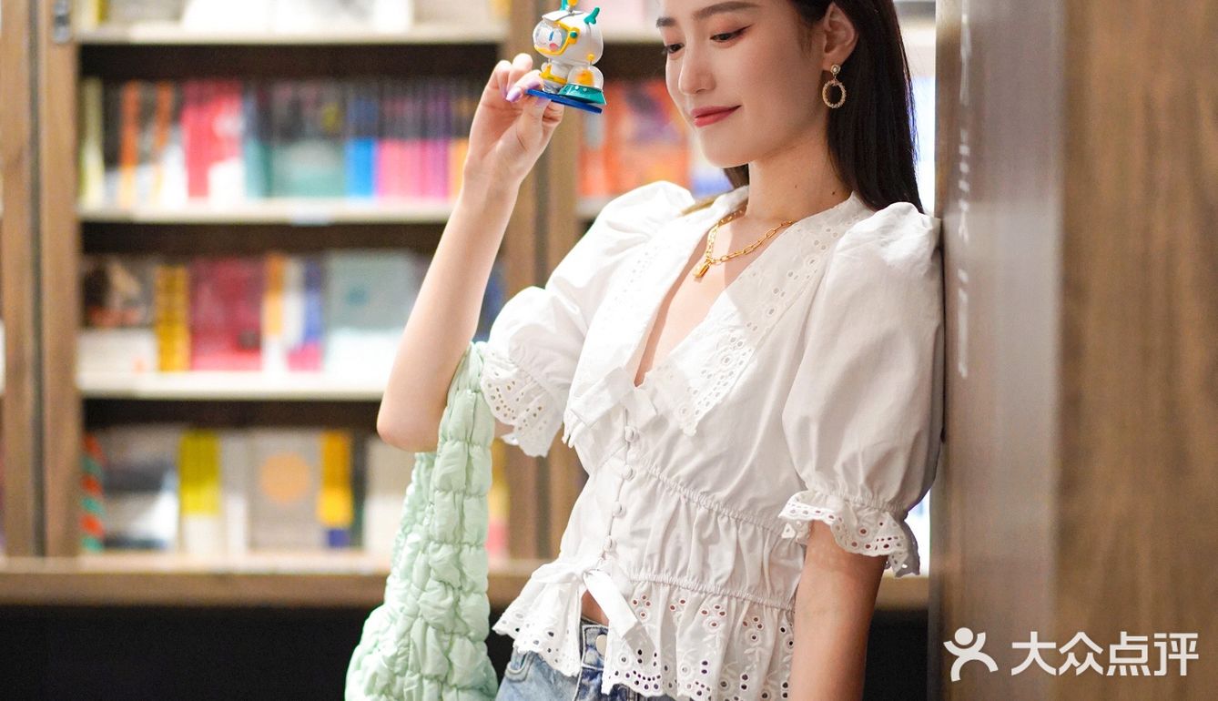 重庆拍照｜追随龙小湖发现不一样的九龙坡💫
