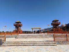 -彩色沙林风景区