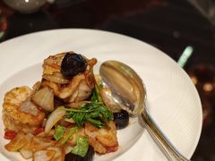 黑蒜大千虾球-北京四季酒店·采逸轩