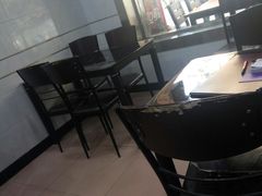 -芳芳餐厅(白沙路店)