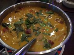 -Green Tree Rest. & Pub