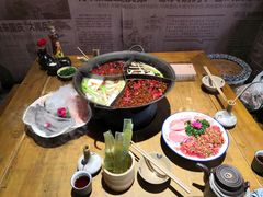 -白乐天毛肚火锅馆(南滨路店)