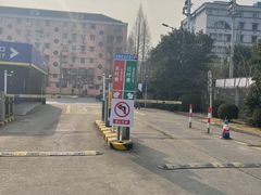 -麦德龙上海闵行商场-停车场