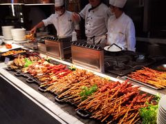 -飨食汇全日制餐厅·昆山皇冠假日酒店(九方店)