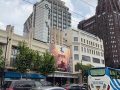 -大光明电影院(南京西路店)