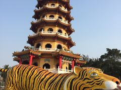 -龙虎塔