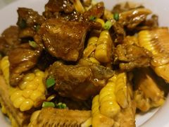 玉米烧排骨-刘胖子家常菜·蹄花焖藕(富安街店)
