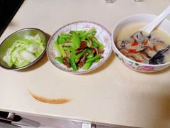 -爱的果实月嫂育婴师(世纪东方店)