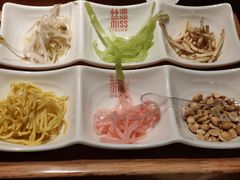 -丝恋丝娃娃(逸天城国贸店)