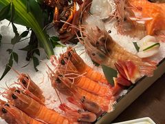 -万岛日本料理铁板烧(万泰国际店)
