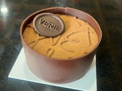 -VERIE BAKEHOUSE