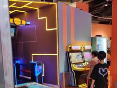 -不可思议减压馆·解压博物馆·摔碗发泄·团建定制