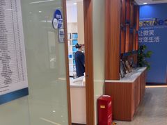 -茂菊口腔连锁(浦东南路店)
