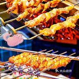 惹怒东北人的“内蒙古烧烤店”，试营业就取不到号