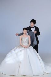 -莫兰迪婚纱摄影