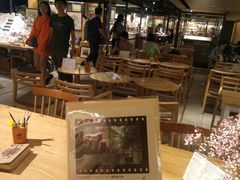 -猫的天空之城概念书店(苏州诚品店)