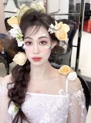 -挪娅婚纱摄影皇家会所