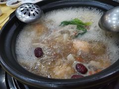 -濠轩阁特色生蚝火锅(水湾路店)