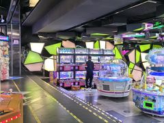 -星际传奇·蹦床海绵池·儿童乐园(大悦城店)