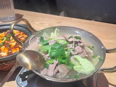 -川堂风·跷脚牛肉·乐山爆炒(宝山日月光店)