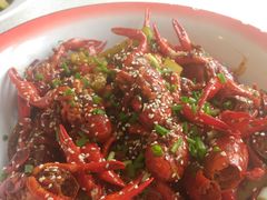 -张大师鸭爪爪特色干锅(南湖店)