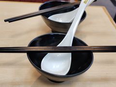 -灵芝妹子海鲜米线(香炉礁山姆店)