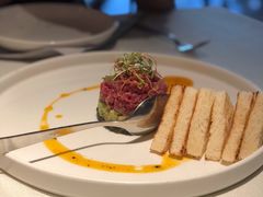 牛肉塔塔配牛油果黑橄榄酱-Solo(衡山路店)
