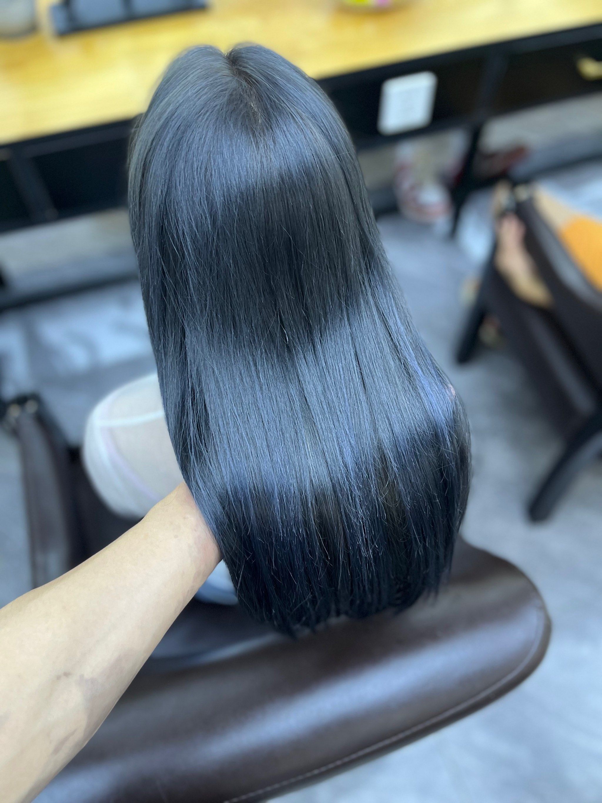 鸢尾蓝黑色#附近哪里做头发好