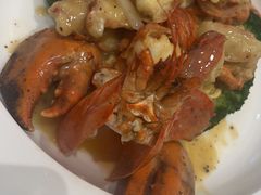 -万龙洲海鲜(大兴绿地缤纷城店)