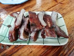 烧排骨-南权皇烧鸡场