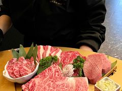-铭牛烧肉·和牛海鲜自助(高新月牙湖店)