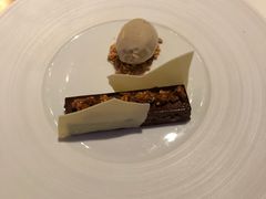 -AZUR聚(香格里拉饭店)