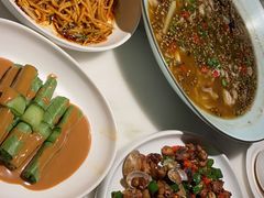 -初蓉丨遇见新川菜(亲贤街荣耀店)