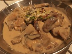 牛肝菌白汁烩鸡-港丽餐厅(高德置地店)