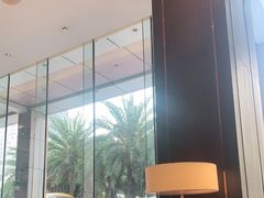 -大中华希尔顿酒店-念自助餐·嗨啤·小龙虾