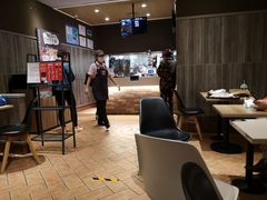 -肯德基(东安路站店)