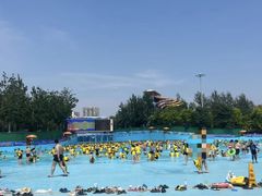 -汤山欢乐水世界