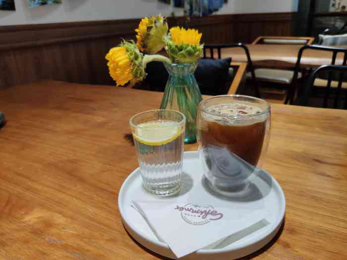 微光shimmer coffee-"很高兴中了离家这么近的甜点咖啡店,在万达.