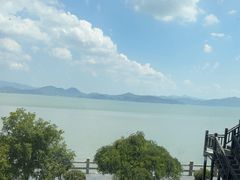 -鹰龙海畔度假酒店(咸祥店)