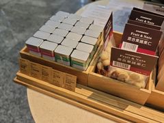 -星巴克(上海虹桥站2A检票口)
