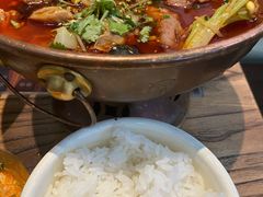 -成都你六姐·牛肉冒菜(上海环宇荟店)