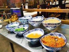 餐具摆设-红鼎坊·老成都火锅(新南门店)