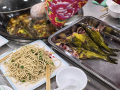 -屯老二农家铁锅炖·行业领军者(梅江店)