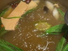 -犇鼎牛潮汕牛肉火锅(新辰里学清路店)