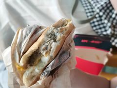 -肯德基(彩云城店)