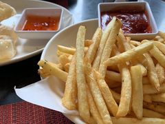 -WOLFGANG PUCK KITCHEN & BAR(迪士尼小镇店)