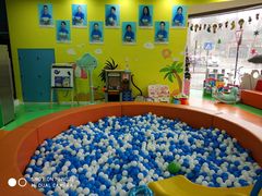 -贝贝鲸亲子游泳俱乐部(富城商楼店)