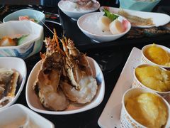 -淡尾·海鲜自助概念餐厅(虹桥南丰城店)