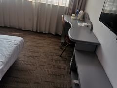 -莫泰酒店(厦门万象城火车站地铁站店)