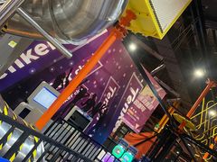 -Tenker Club弹刻极限主题公园 · 蹦床 · 团建 · 生日派对(大关店)